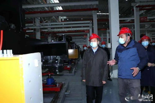 曾超群检查工业企业安全生产和复工复产工作
